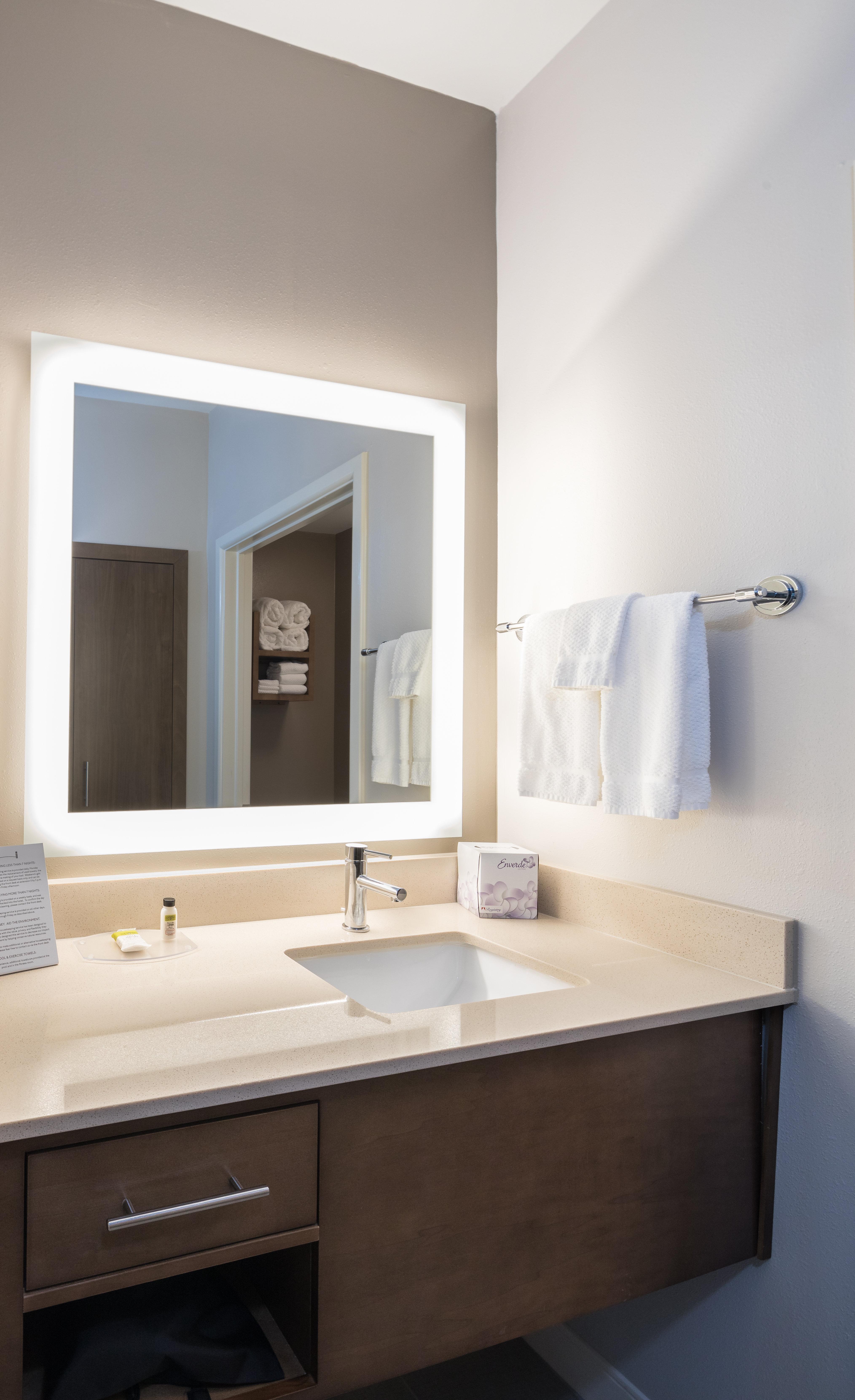 Staybridge Suites - Lake Jackson By Ihg Zewnętrze zdjęcie